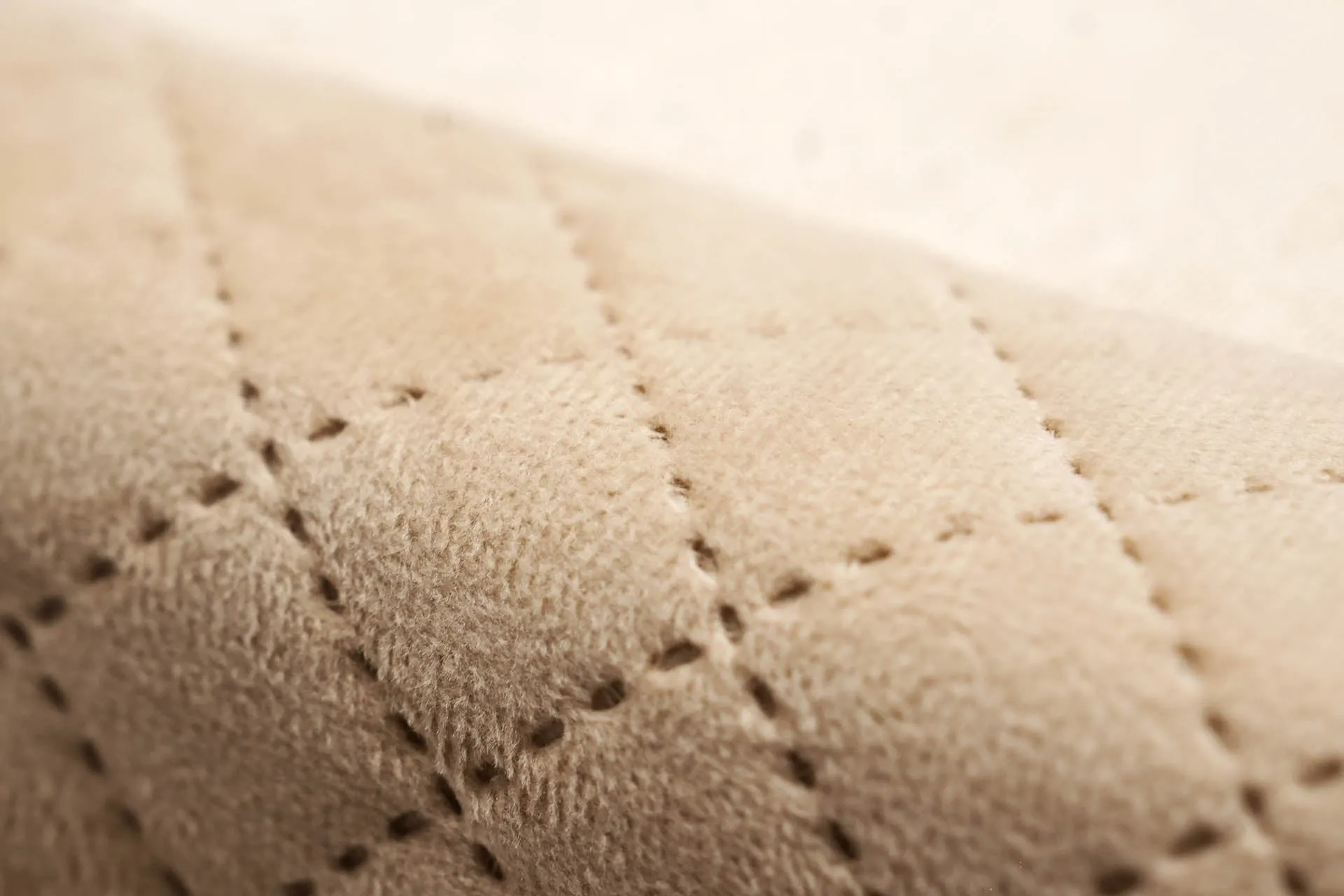Uberlyfe L Shaped Sofa Bed, Quilted Beige | 5 Seater | 5 Quilted Beige Cushion